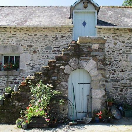 Le Petit Chateau Noyal-Pontivy Екстер'єр фото